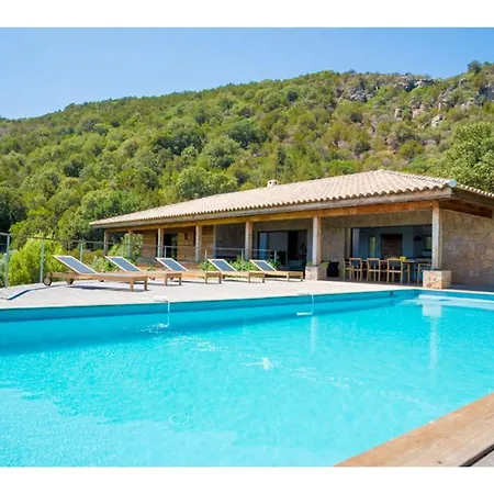 T Elegant Family Summer House Porto-Vecchio Vakantiehuis *